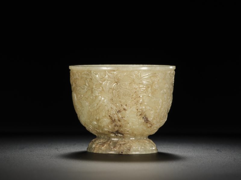 清  青白玉穿花凤纹杯 - 图3