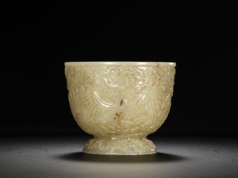 清  青白玉穿花凤纹杯 - 图4
