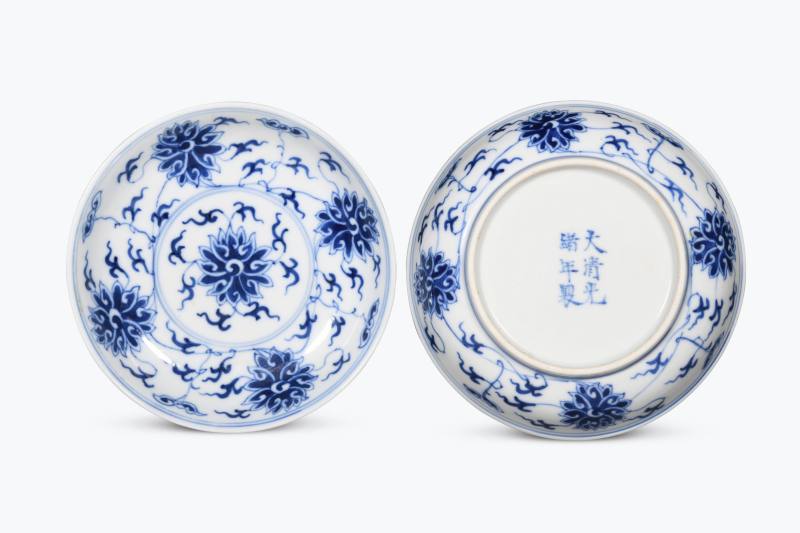 清光绪  青花缠枝莲纹小盘一对