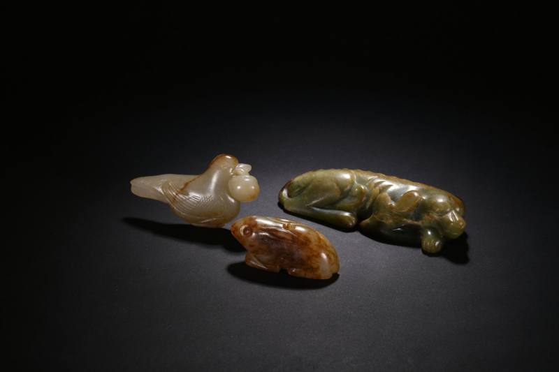 明、清  玉雕兔、雀、犬各一件