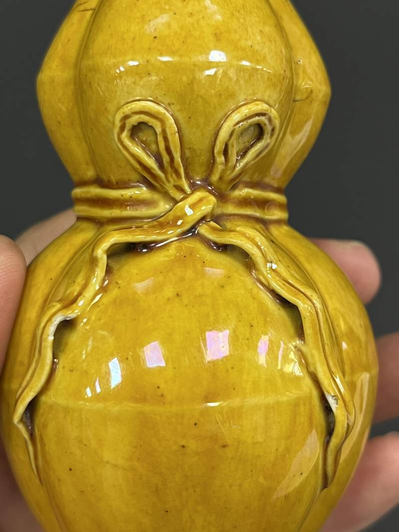 清康熙  黄釉三联葫芦包袱瓶 - 图9