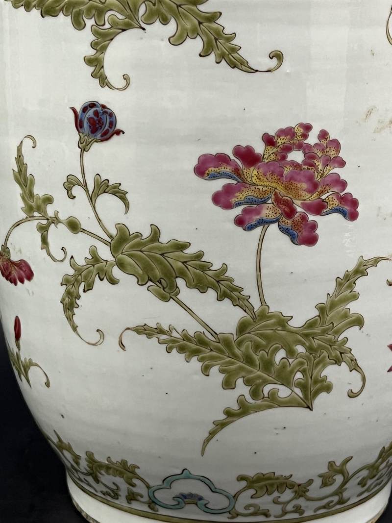 清晚期  粉彩折枝花卉纹狮耳大瓶 - 图20