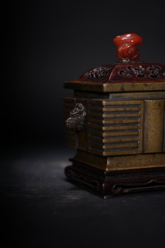清早期 铜象耳琮式炉 - 图12