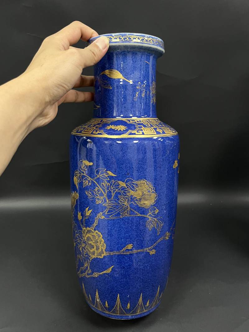清晚期  洒蓝釉描金花鸟纹棒槌瓶、观音瓶各一件 - 图5