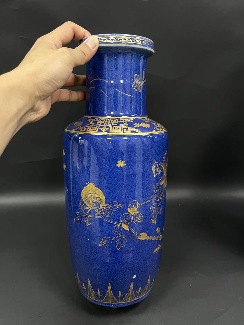 清晚期  洒蓝釉描金花鸟纹棒槌瓶、观音瓶各一件 - 图6