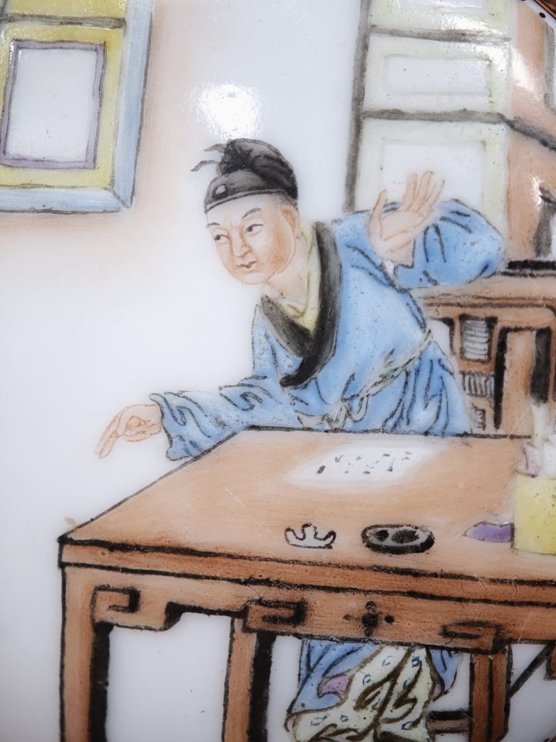民国  粉彩弃笔从戎人物故事图印盒 - 图8