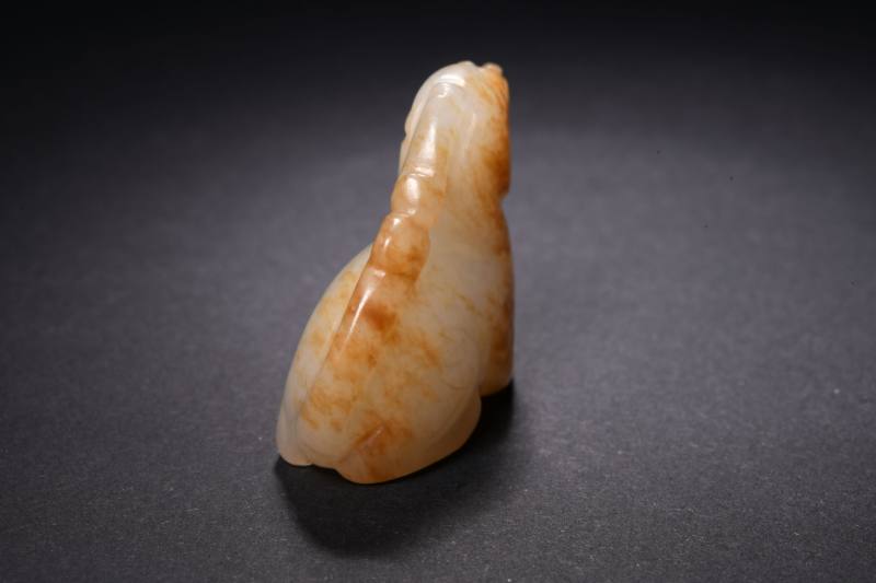 清  玉雕瑞兽、瑞果各一件 - 图5