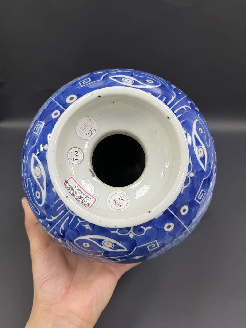 清晚期  青花粉彩兽面螭龙纹梅瓶 - 图5