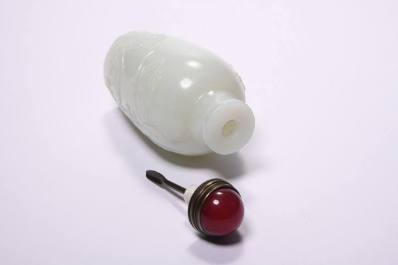 民国  青白玉丁山射燕诗文烟壶 - 图6
