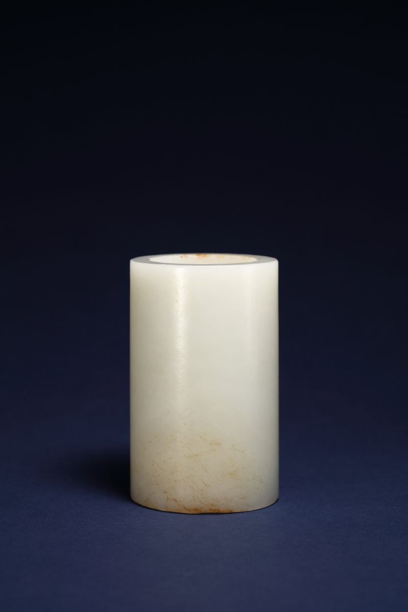 清  白玉笔筒