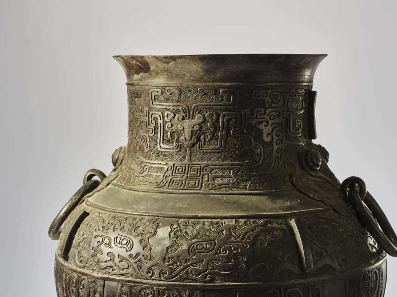 明  铜兽面蝉纹铺首尊 - 图10