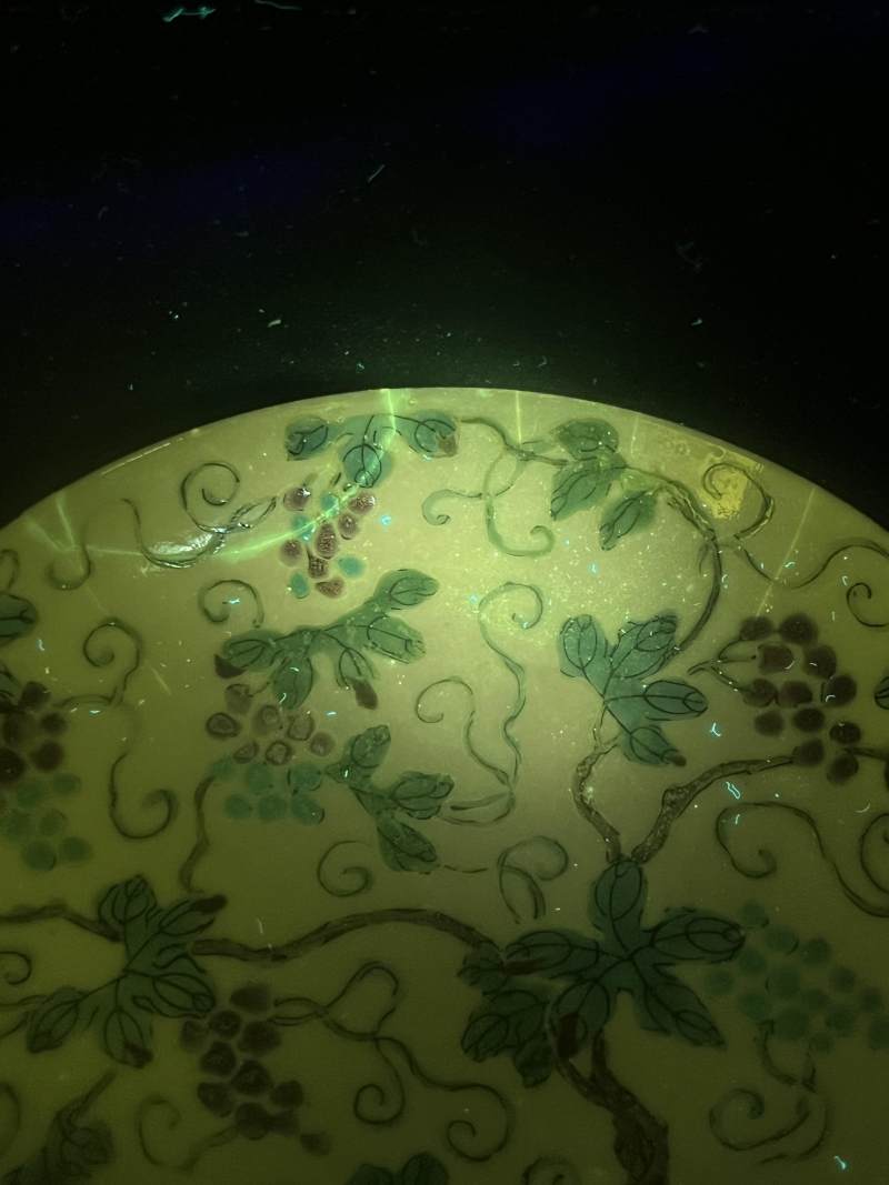 清晚期  粉彩葡萄纹盘一对 - 图20
