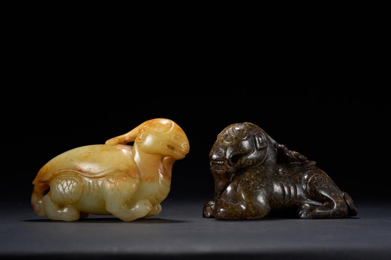 清  玉瑞兽两件