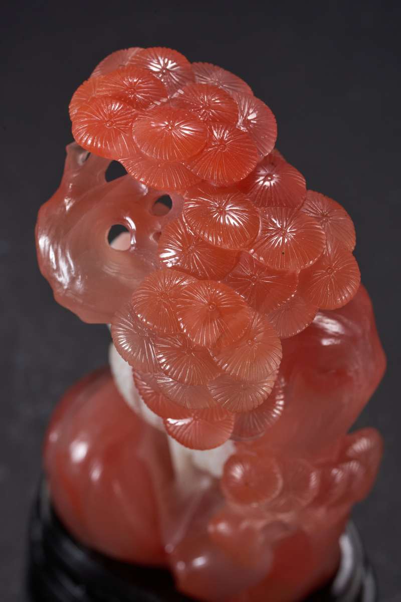 清  南红玛瑙巧雕松鹤延年摆件 - 图3