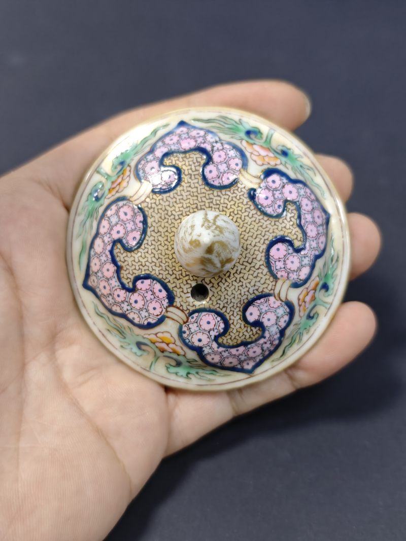 清雍正  粉彩锦地开光芙蓉花卉纹壶 - 图10