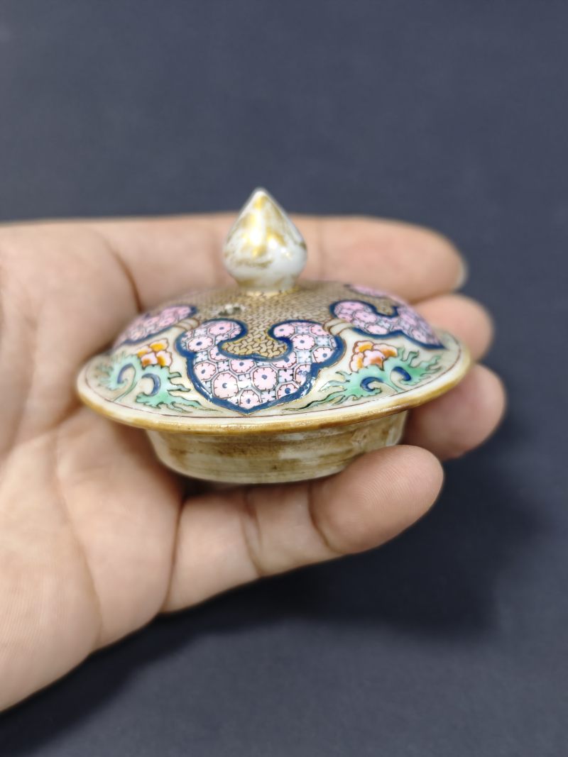 清雍正  粉彩锦地开光芙蓉花卉纹壶 - 图11