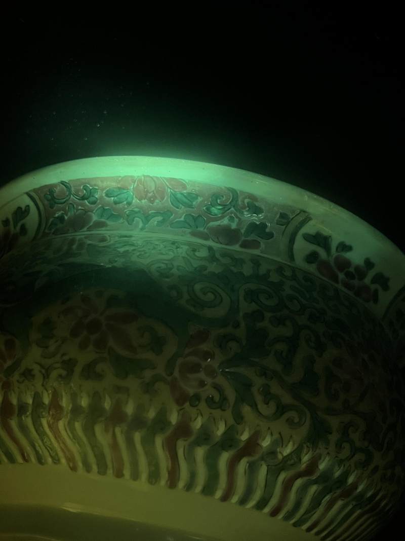 清康熙  黄地粉彩穿花螭龙纹炉 - 图14
