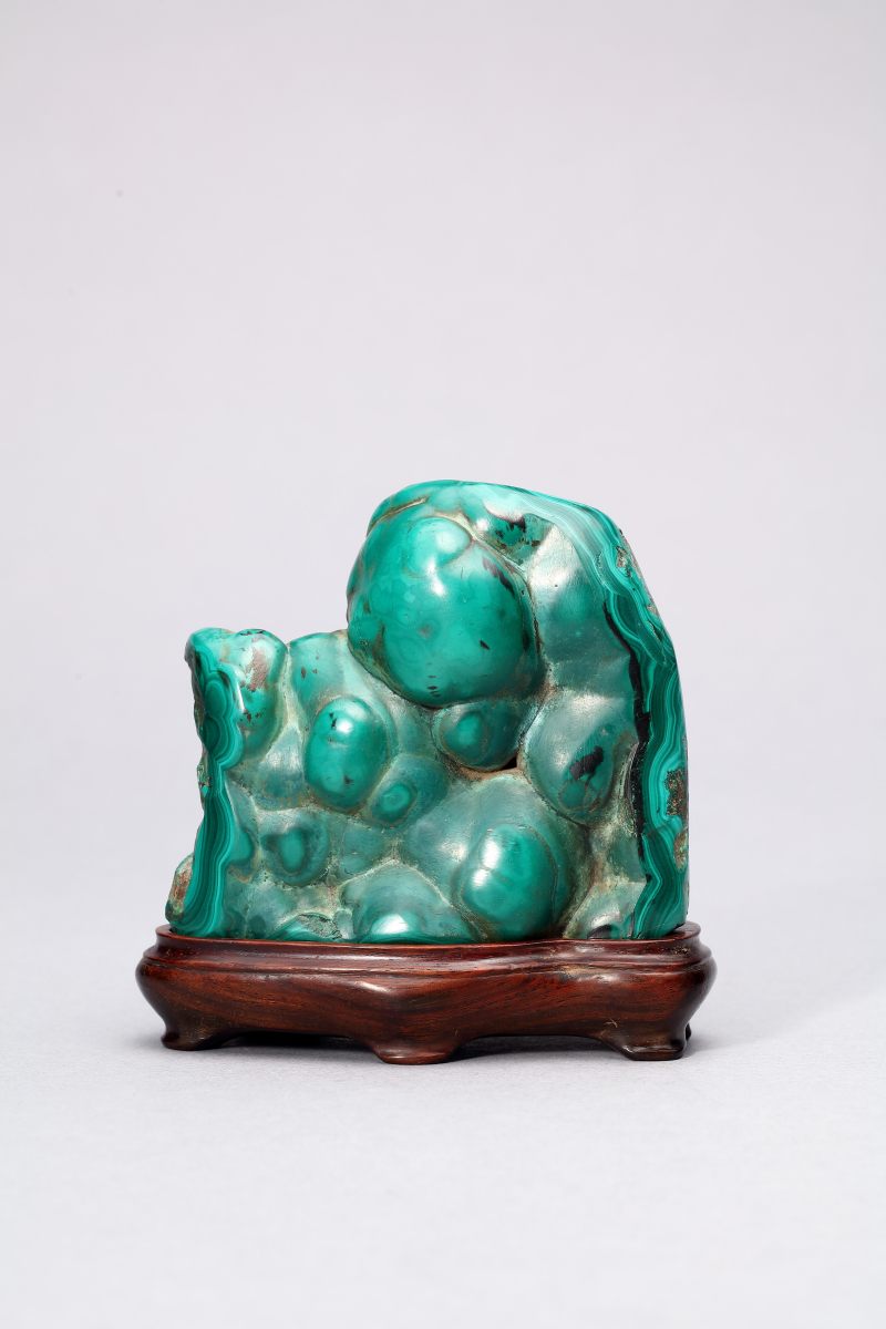 清  “万球山”孔雀绿石山子
