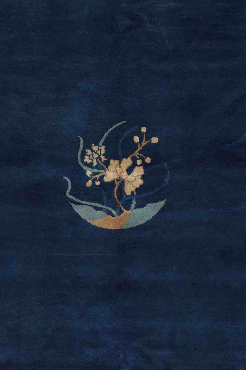 清  藏蓝地花卉博古纹地毯 - 图4