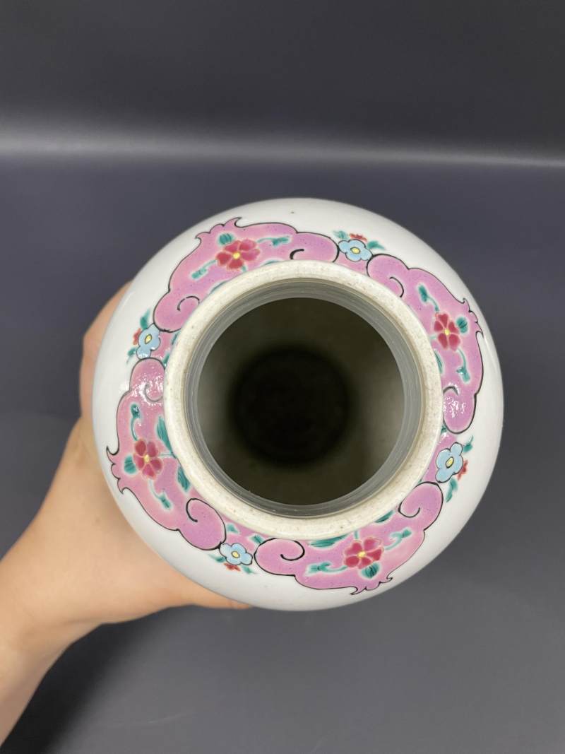 清雍正  粉彩大吉富贵图梅瓶 - 图14