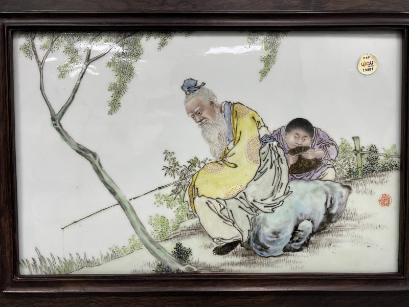 民国  粉彩垂钓图瓷板挂屏 - 图4