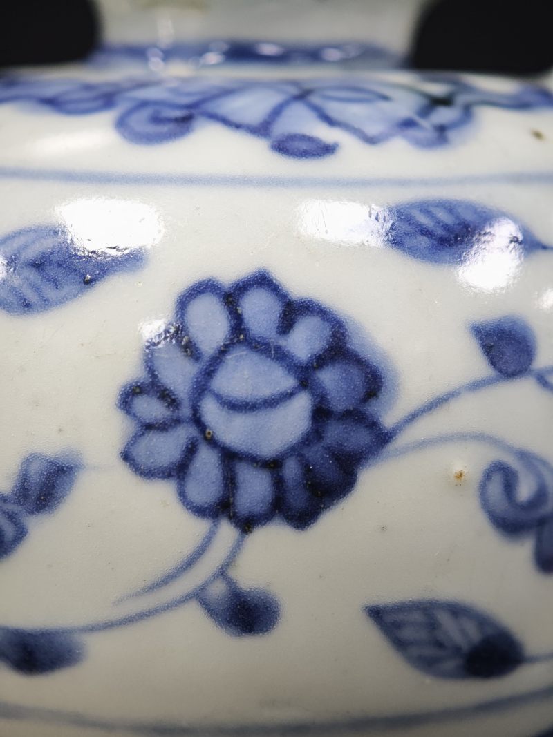 明晚期  青花花卉纹鸡首壶 - 图12