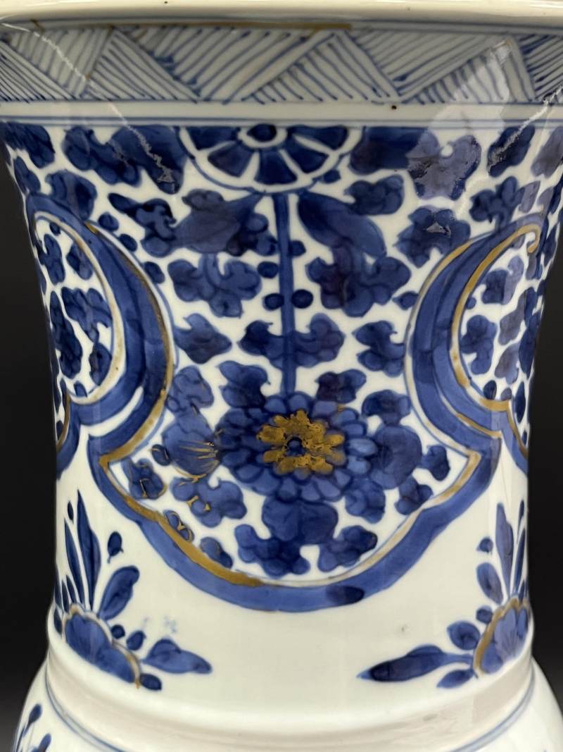 清康熙  青花描金花卉纹花觚 - 图9