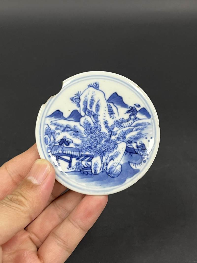 清  青花、仿哥釉青花、青釉瓷器四件 - 图12