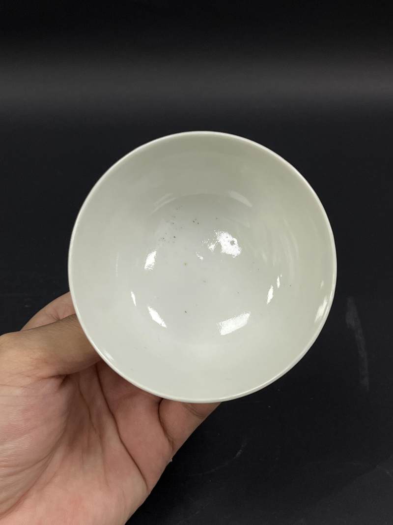 清乾隆  粉彩仕女对弈图茶圆一对 - 图7