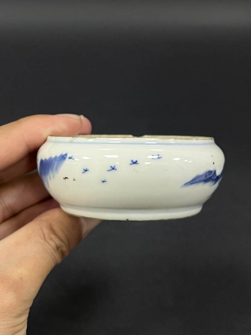 清  青花、仿哥釉青花、青釉瓷器四件 - 图18