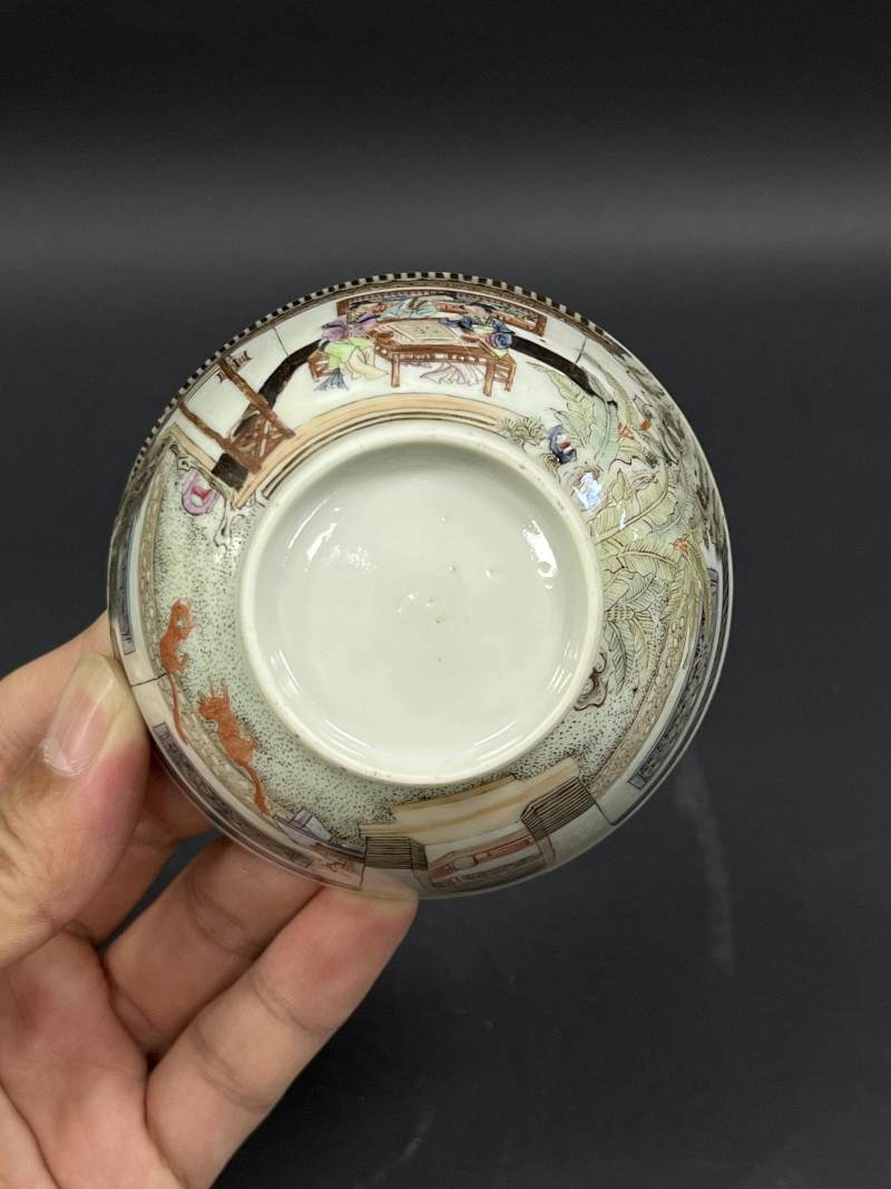 清乾隆  粉彩仕女对弈图茶圆一对 - 图8