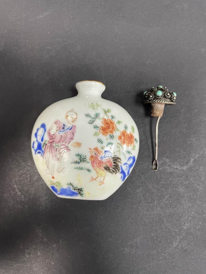 清乾隆  粉彩鸡缸诗文烟壶 - 图17