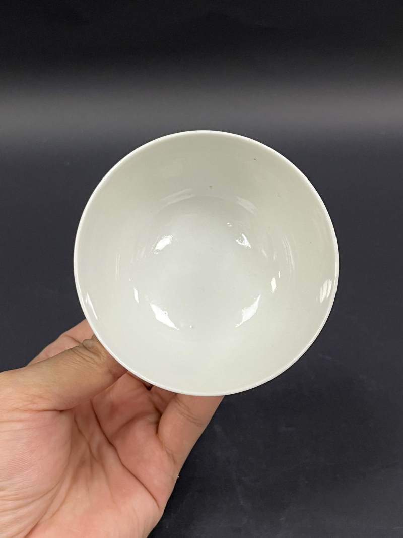 清乾隆  粉彩仕女对弈图茶圆一对 - 图12