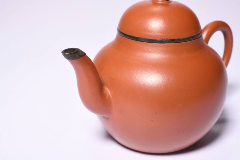 清晚期  龙印款朱泥甕体壶 - 图5