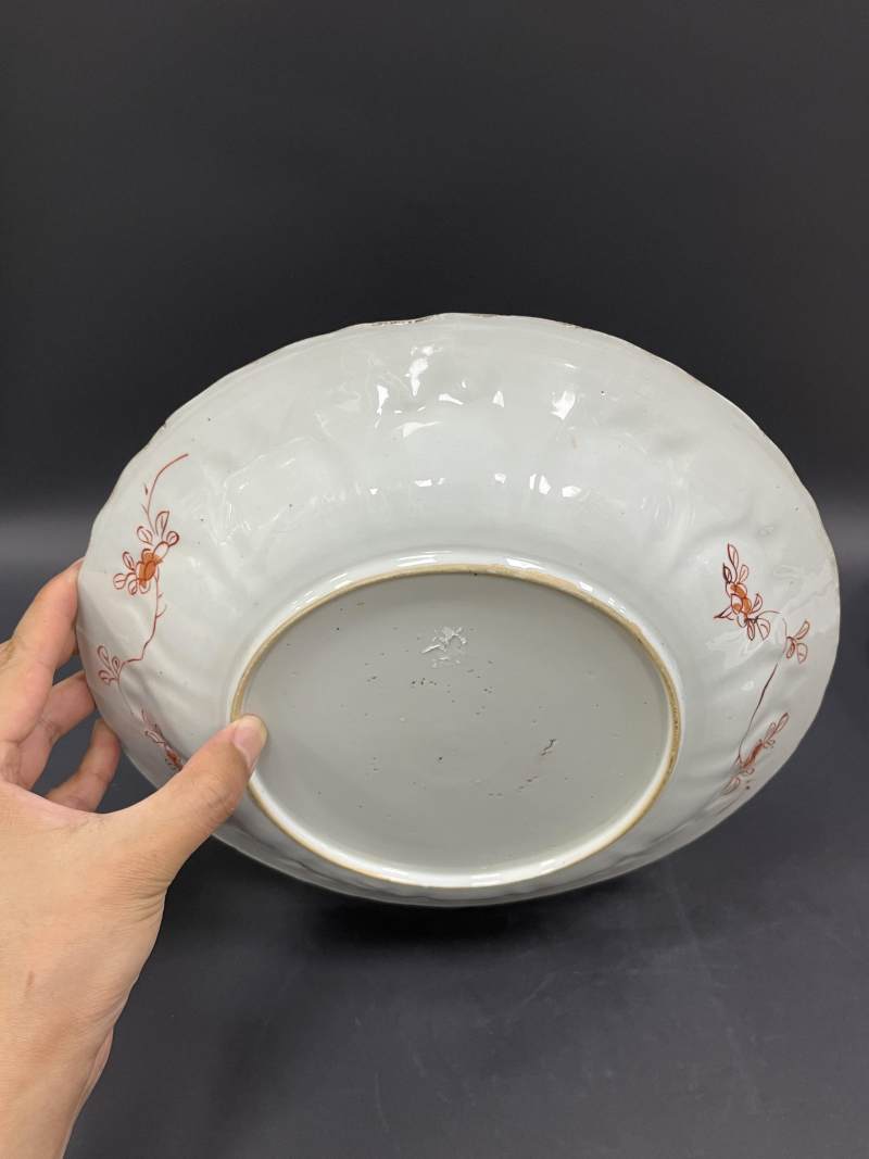 清康熙  矾红描金西厢记人物故事图大盘一对 - 图6
