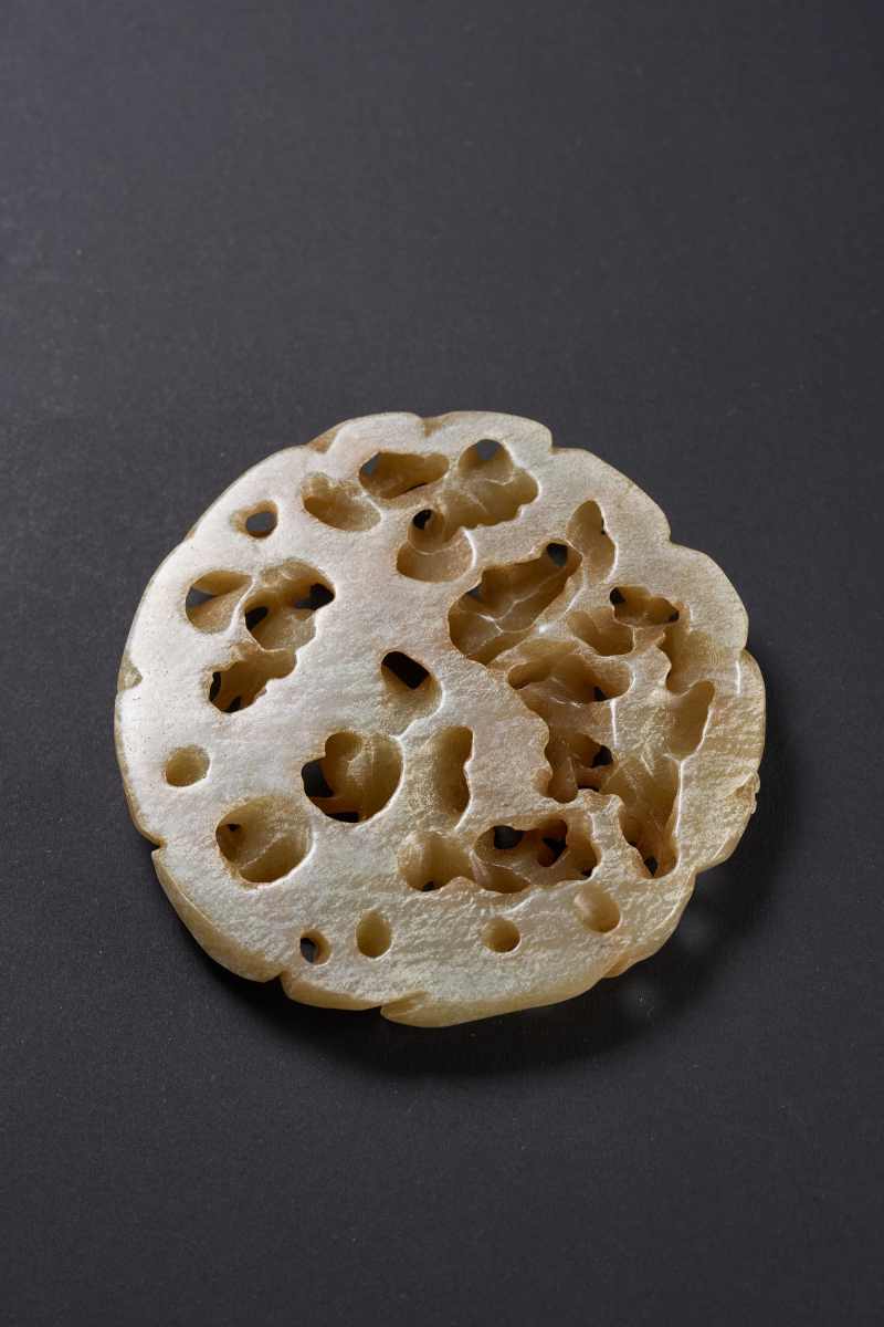 明  玉灰皮雕秋山带饰 - 图7