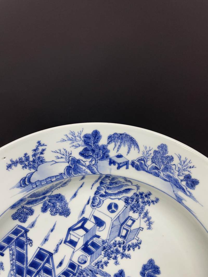 清雍正  青花山水人物纹折沿大盘 - 图9