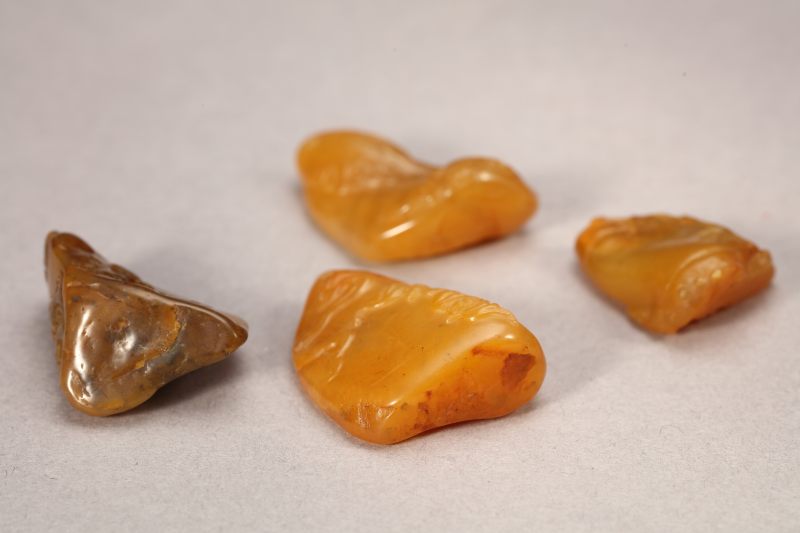 现代 寿山田黄石薄意摆件一组四件 - 图6