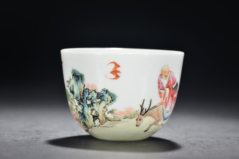 清 粉彩人物杯 - 图4