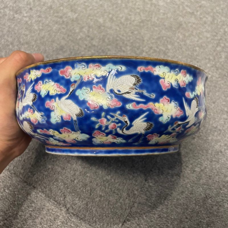 清道光 蓝地粉彩云鹤纹洗 - 图7