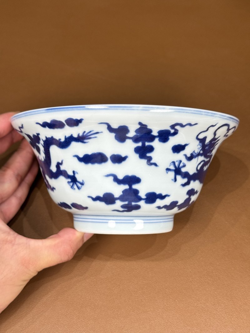 清乾隆 青花云龙纹折腰碗 - 图8