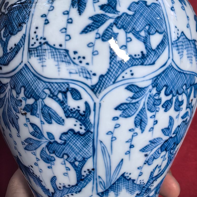 清康熙 青花开窗花卉纹梅瓶 - 图9