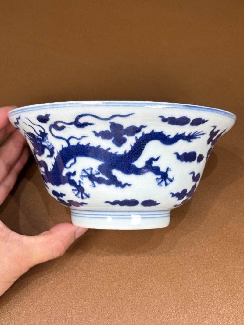 清乾隆 青花云龙纹折腰碗 - 图9