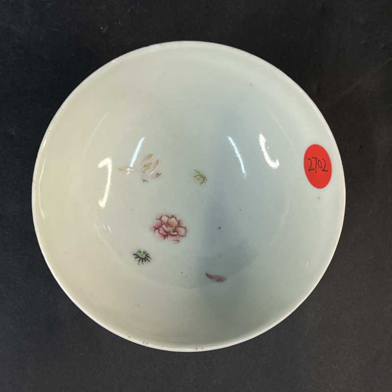 清道光 粉彩折枝花卉纹碗 - 图4