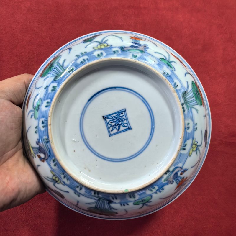 清雍正 斗彩荷塘清趣图盘 - 图8