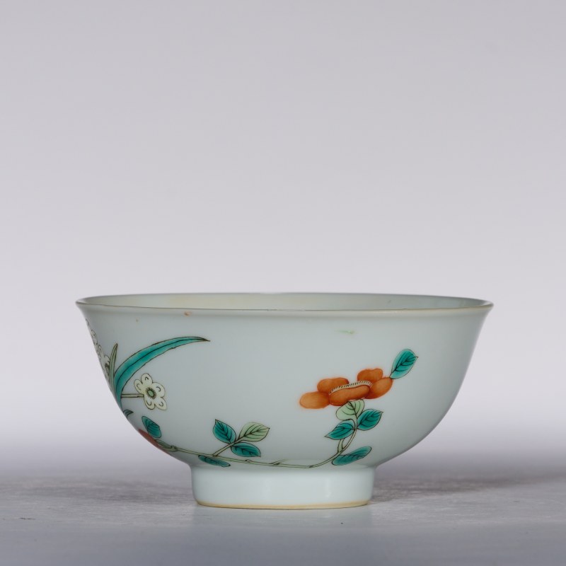 清宣统 粉彩花卉纹碗 - 图2