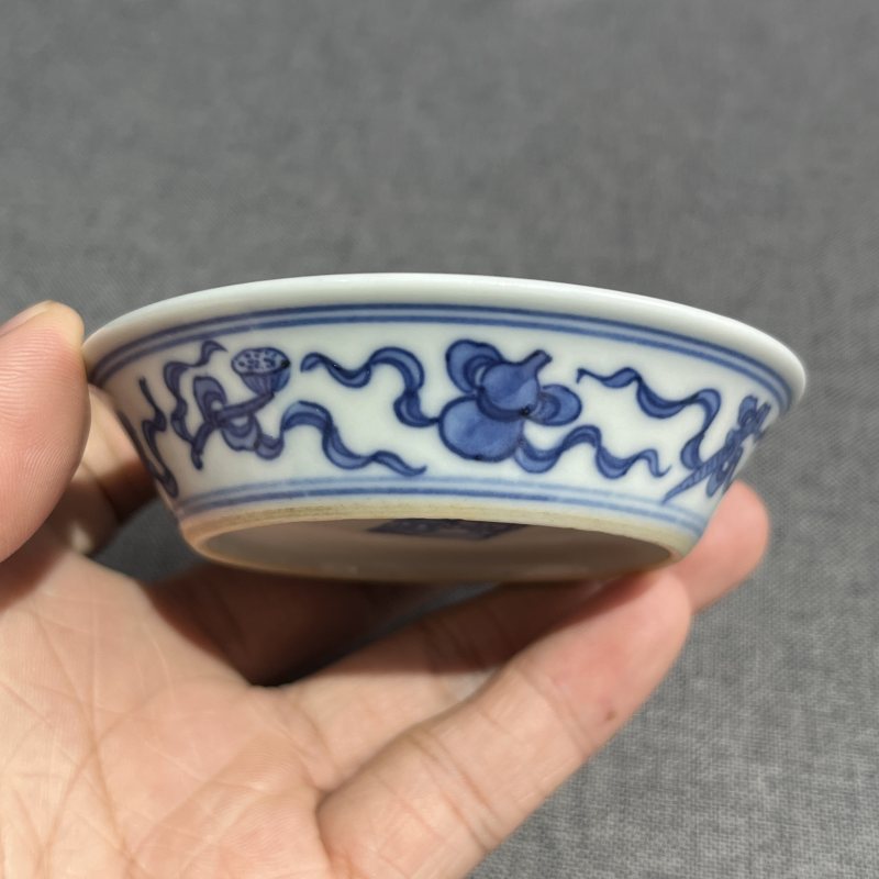 清乾隆青花八宝纹小碟 - 图6