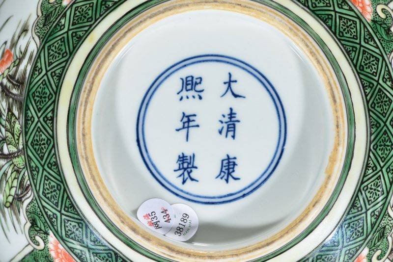 清 斗彩人物盘 - 图8