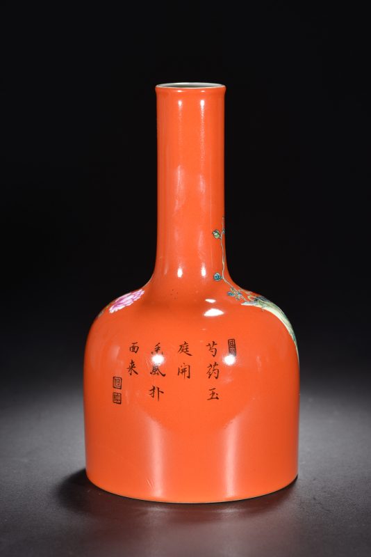 清 粉彩杏林春燕图橄榄瓶 - 图3