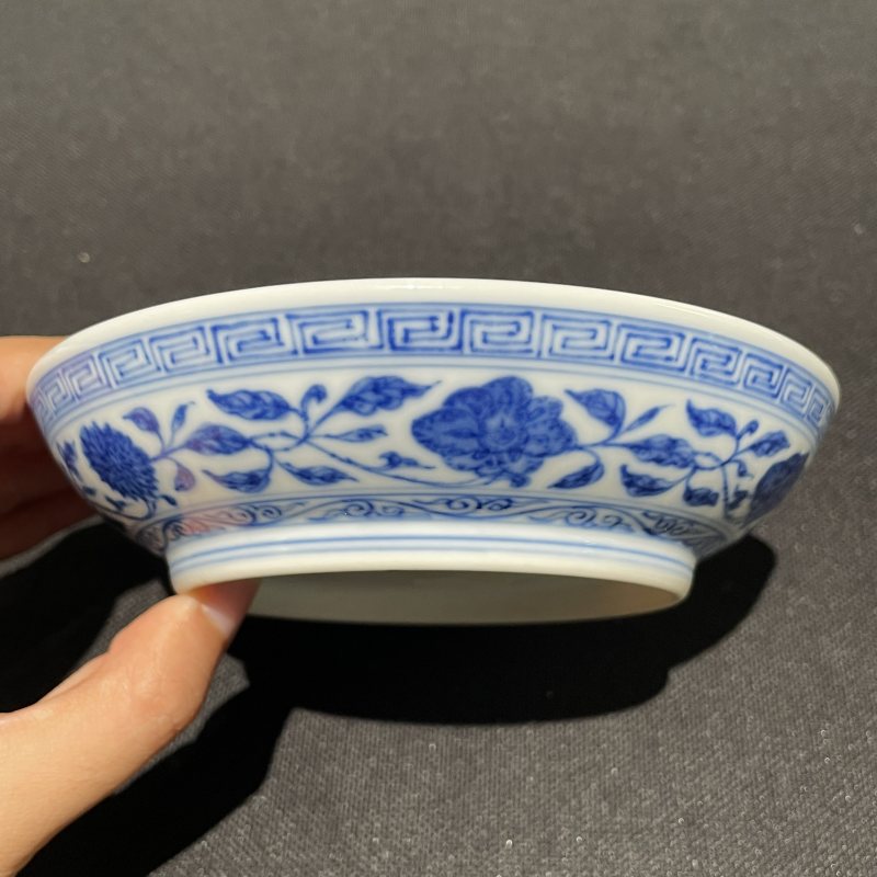 清道光 青花缠枝莲纹盘 - 图5